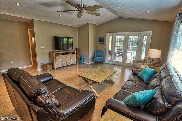 793 97th AVE N, Naples, FL 34108