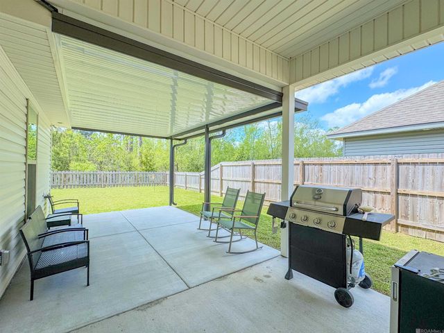 9698 S Grand Marsh Ct, Denham Springs, LA 70726