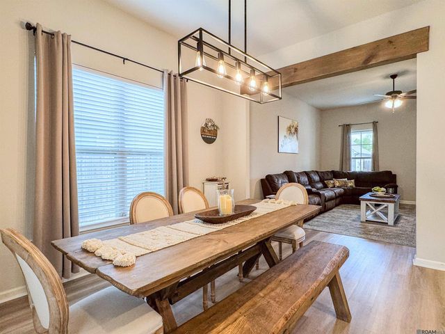 9698 S Grand Marsh Ct, Denham Springs, LA 70726