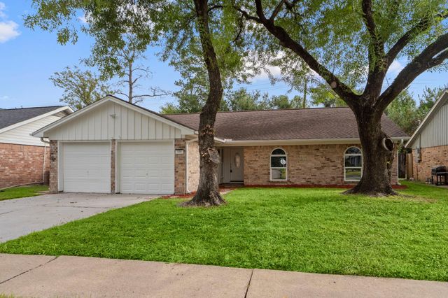 335 Haymarket Lane, Houston, TX 77015