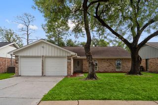 335 Haymarket Lane, Houston, TX 77015