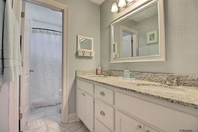 17524 Sally Ave, Greenwell Springs, LA 70739