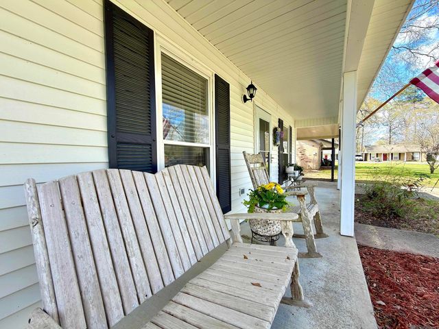 17524 Sally Ave, Greenwell Springs, LA 70739