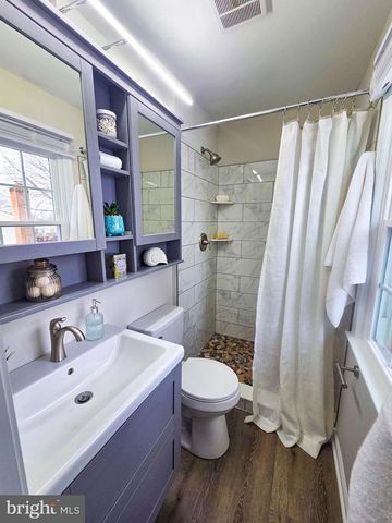 12485 HEDGES RUN DR, Woodbridge, VA 22192