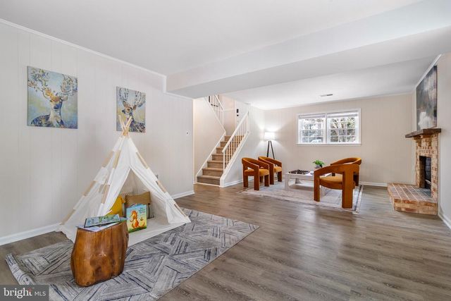 12485 HEDGES RUN DR, Woodbridge, VA 22192