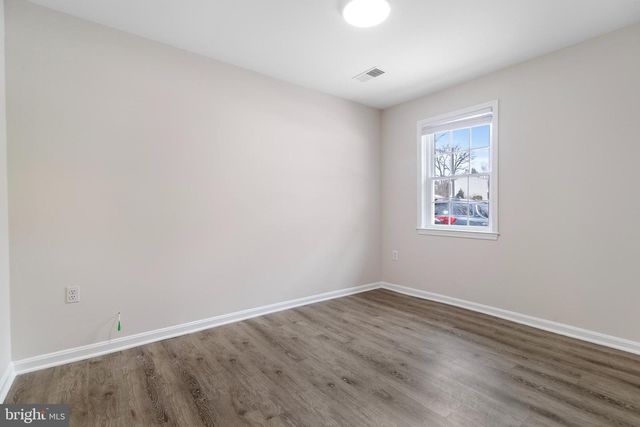 12485 HEDGES RUN DR, Woodbridge, VA 22192