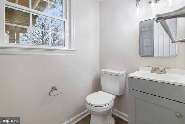 12485 HEDGES RUN DR, Woodbridge, VA 22192