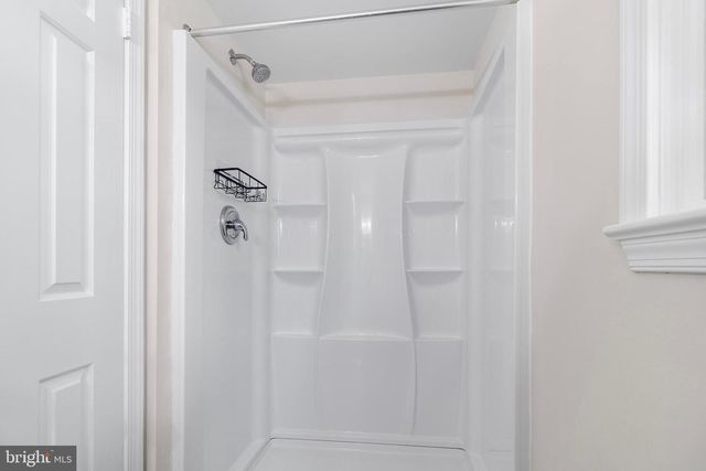 12485 HEDGES RUN DR, Woodbridge, VA 22192