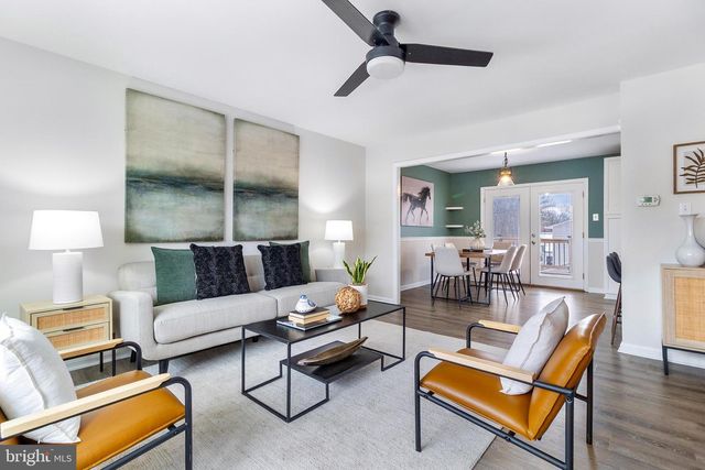 12485 HEDGES RUN DR, Woodbridge, VA 22192