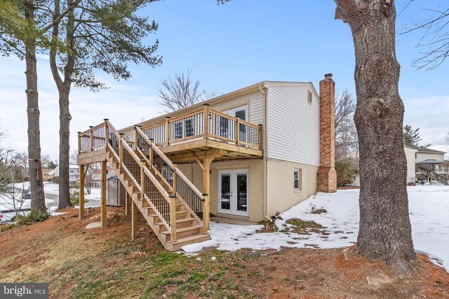 12485 HEDGES RUN DR, Woodbridge, VA 22192