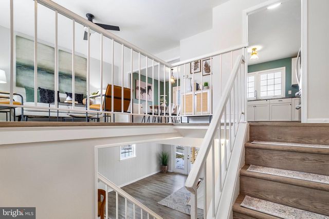 12485 HEDGES RUN DR, Woodbridge, VA 22192