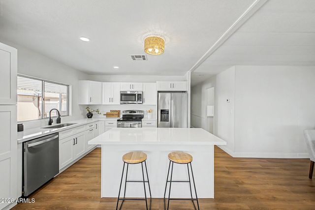 2621 N LEMA Drive, Mesa, AZ 85215