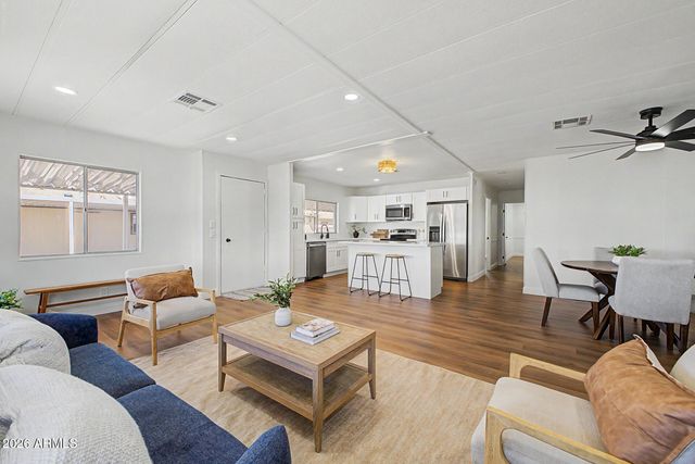 2621 N LEMA Drive, Mesa, AZ 85215