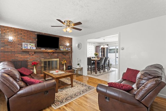 109 Weston Road, Manchester, NH 03103