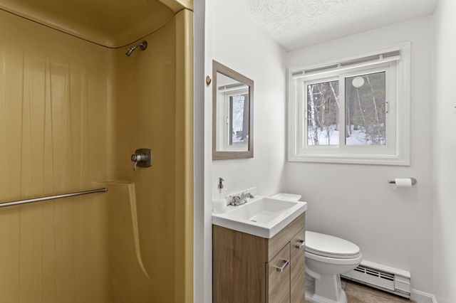 109 Weston Road, Manchester, NH 03103