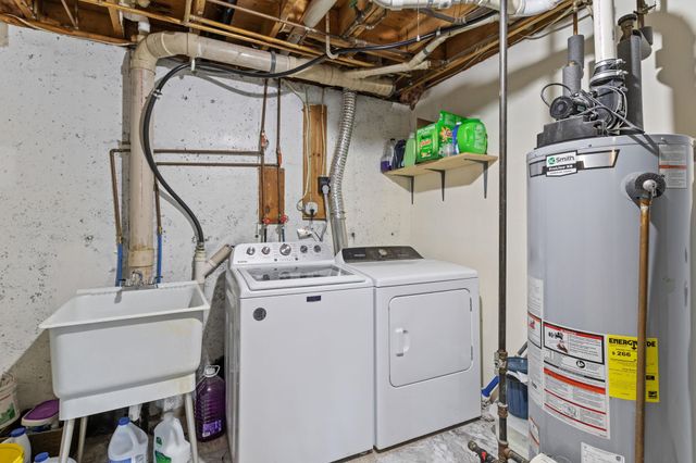 109 Weston Road, Manchester, NH 03103