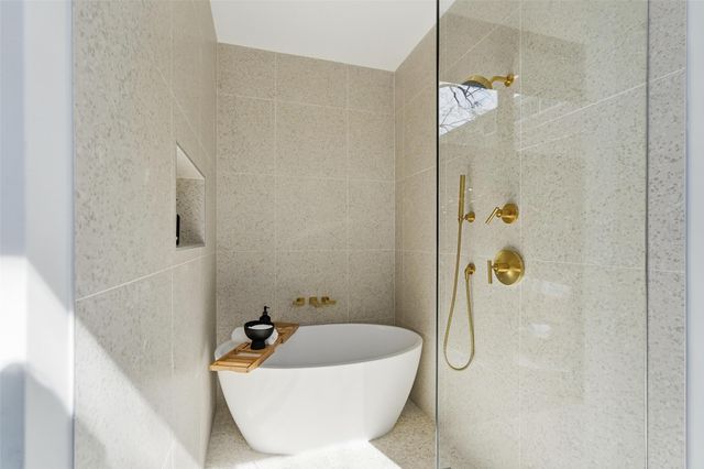 6822 Victoria Avenue, Dallas, TX 75209