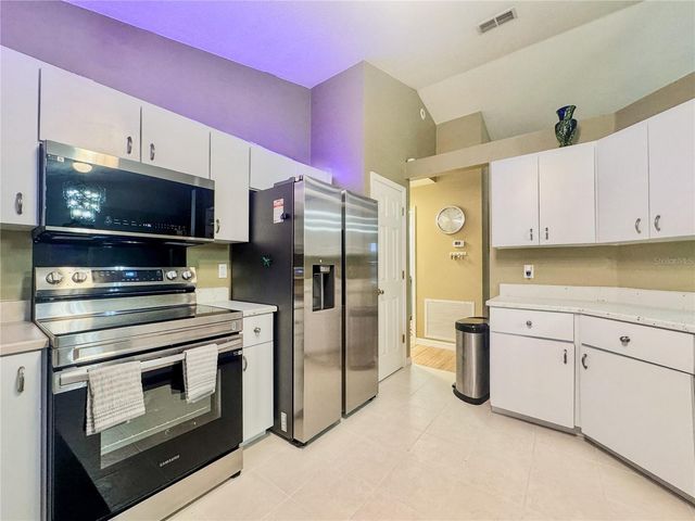 4380 NE 19TH AVENUE, Ocala, FL 34479