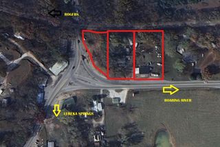 17267 Arkansas 37, Garfield, AR 72732