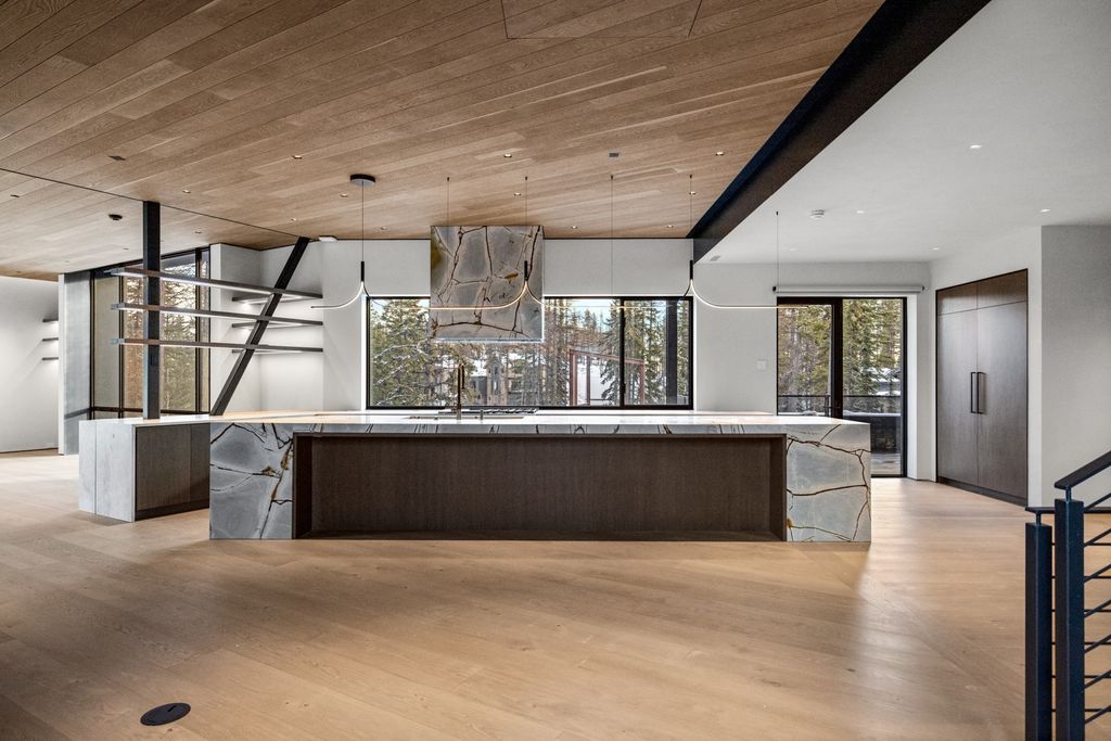 1059 Elk Camp Loop, Whitefish, MT 59937 photo 11