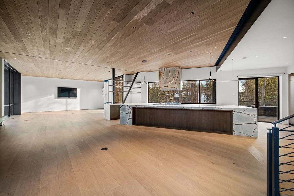 1059 Elk Camp Loop, Whitefish, MT 59937 photo 12