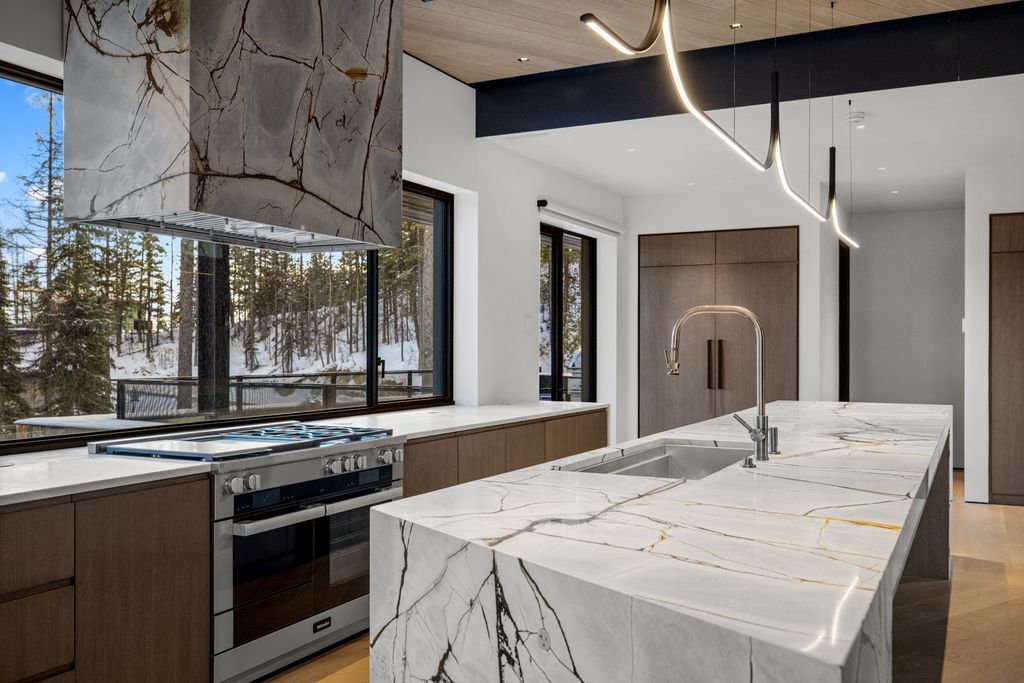 1059 Elk Camp Loop, Whitefish, MT 59937 photo 16