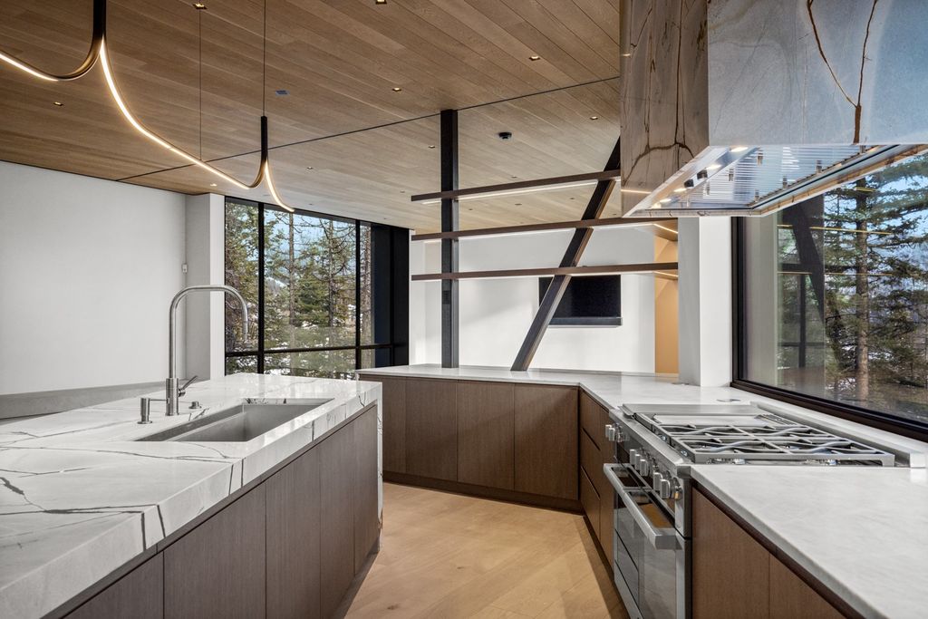 1059 Elk Camp Loop, Whitefish, MT 59937 photo 18