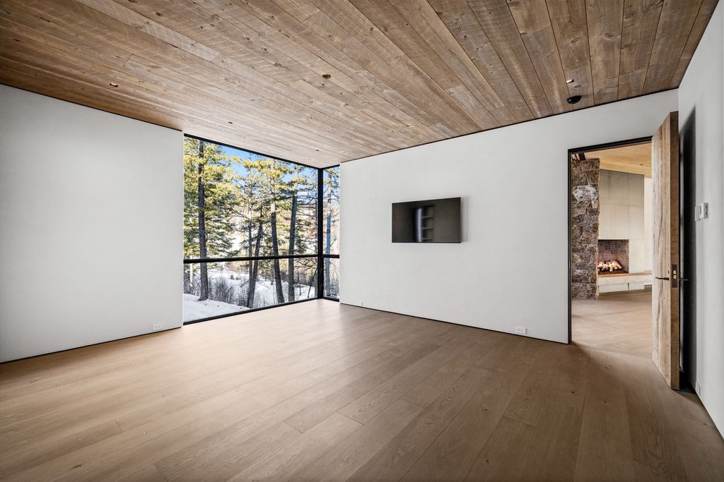 1059 Elk Camp Loop, Whitefish, MT 59937 photo 43