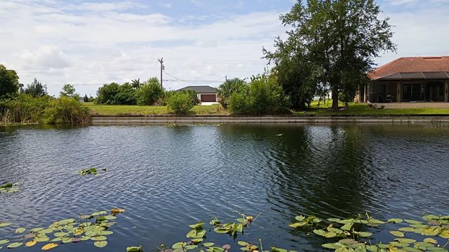 2915 DIPLOMAT PARKWAY W, Cape Coral, FL 33993