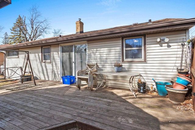 1714 LILAC LANE, Green Bay, WI 54302