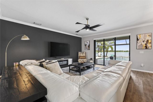 17618 POLO TRAIL, Bradenton, FL 34211