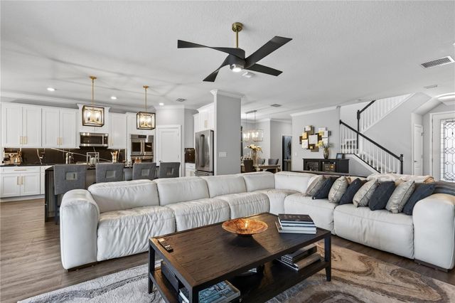 17618 POLO TRAIL, Bradenton, FL 34211