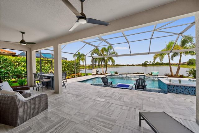 17618 POLO TRAIL, Bradenton, FL 34211