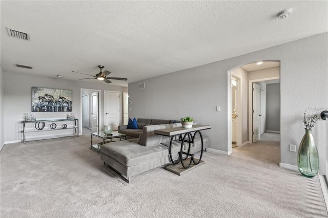 17618 POLO TRAIL, Bradenton, FL 34211