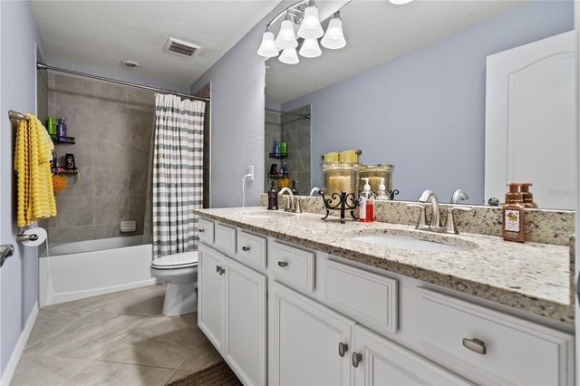 17618 POLO TRAIL, Bradenton, FL 34211