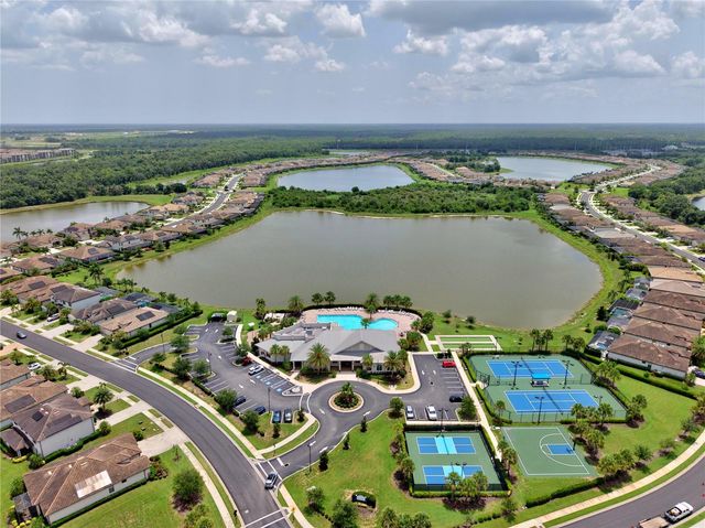 17618 POLO TRAIL, Bradenton, FL 34211