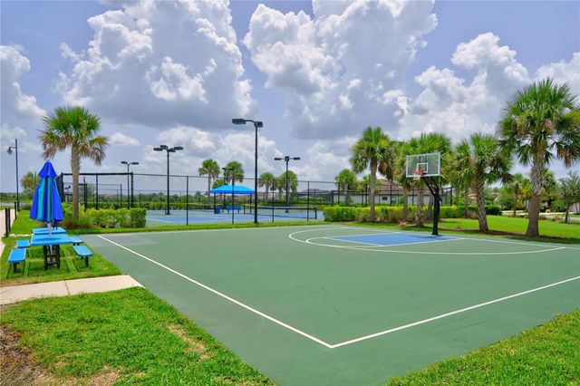17618 POLO TRAIL, Bradenton, FL 34211