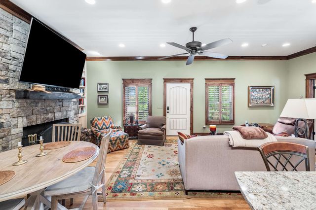 1257 Harris Hollow Rd, Charlotte, TN 37036