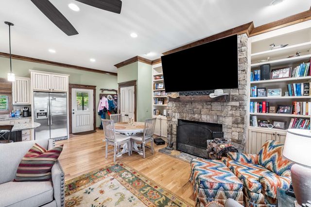 1257 Harris Hollow Rd, Charlotte, TN 37036