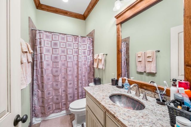 1257 Harris Hollow Rd, Charlotte, TN 37036