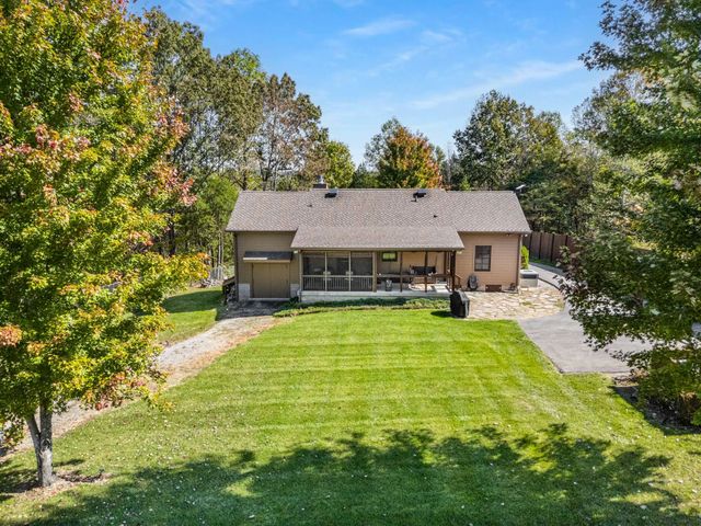 1257 Harris Hollow Rd, Charlotte, TN 37036