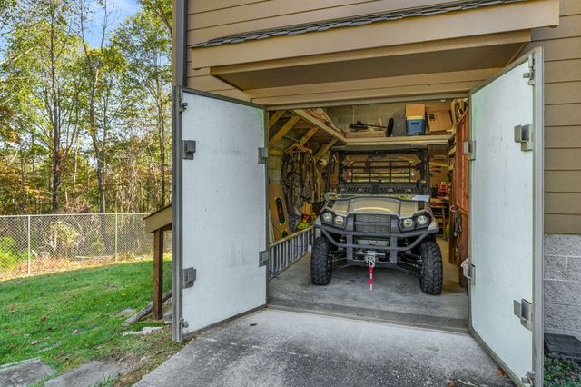 1257 Harris Hollow Rd, Charlotte, TN 37036