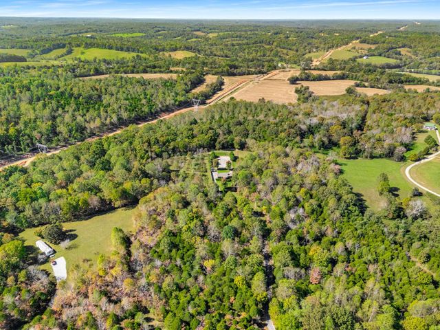 1257 Harris Hollow Rd, Charlotte, TN 37036