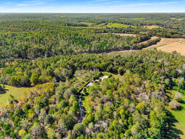 1257 Harris Hollow Rd, Charlotte, TN 37036