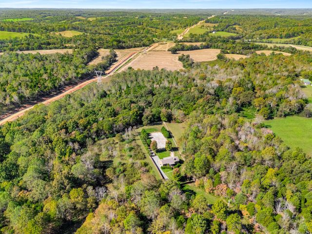 1257 Harris Hollow Rd, Charlotte, TN 37036