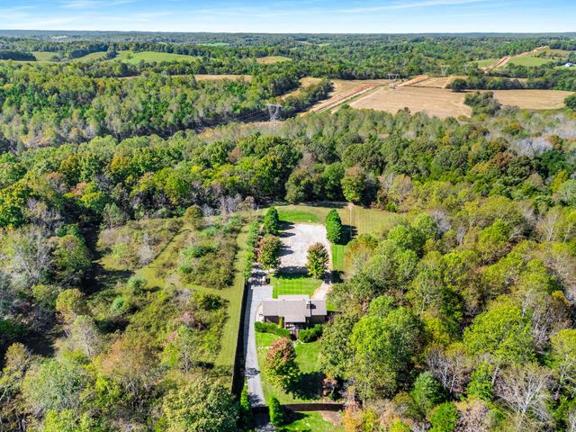 1257 Harris Hollow Rd, Charlotte, TN 37036