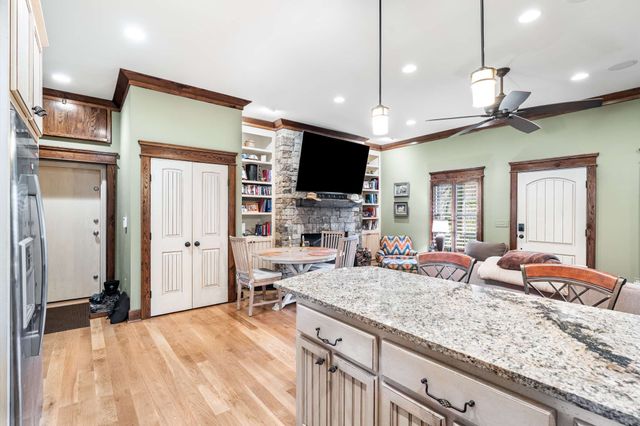 1257 Harris Hollow Rd, Charlotte, TN 37036