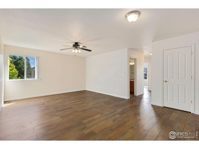 2010 Glenarbor Ct, Longmont, CO 80504