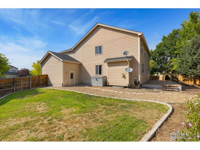 2010 Glenarbor Ct, Longmont, CO 80504