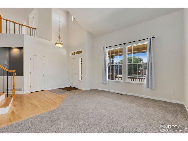 2010 Glenarbor Ct, Longmont, CO 80504